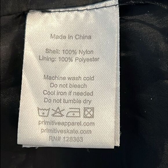 Primitive x Naruto Shippuden II Itachi Black Windbreaker Anime Jacket - Picture 11 of 11